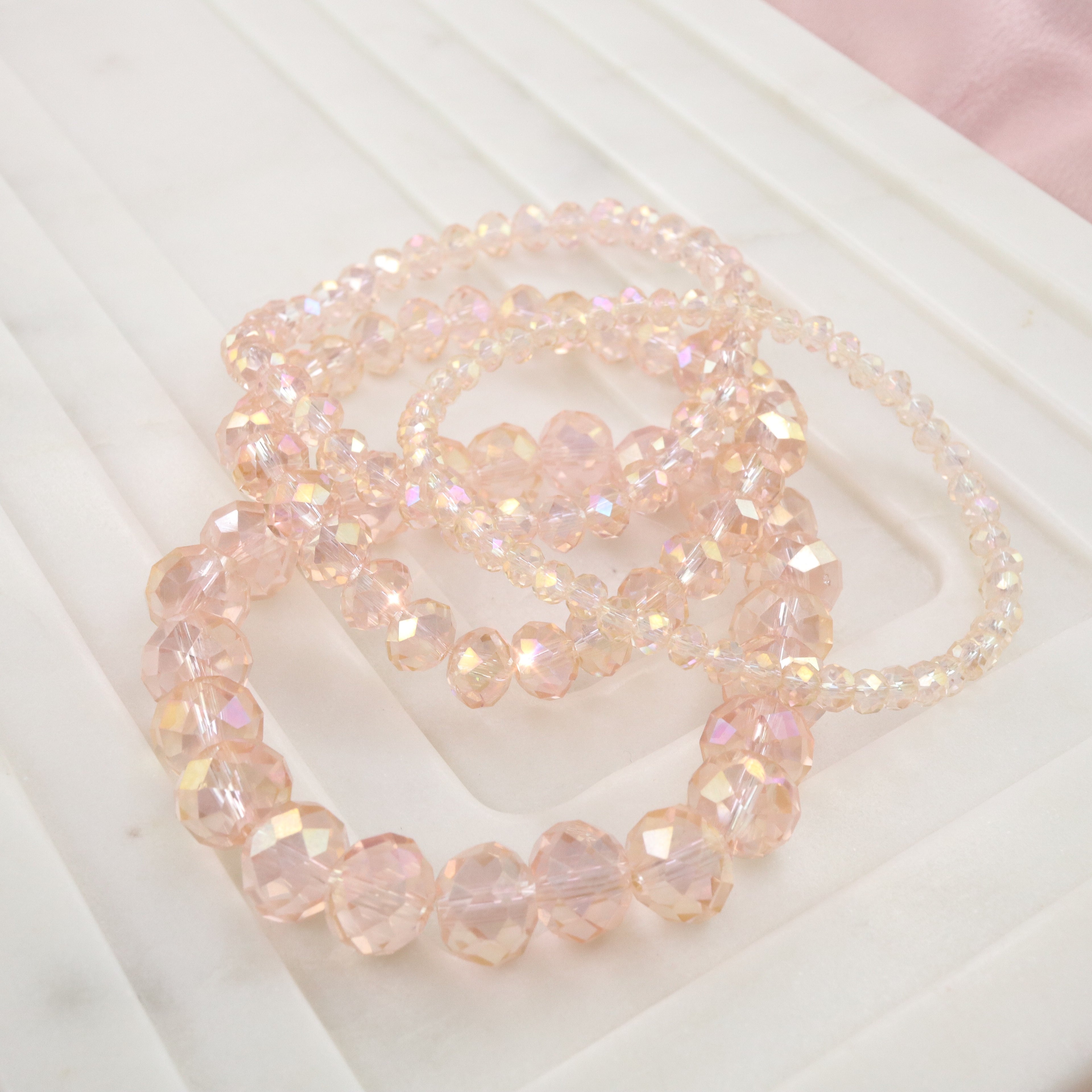 GLASS DOLL BRACELET SET